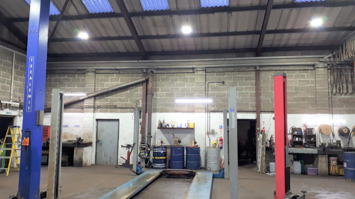 Gregorys Garage Bays 2