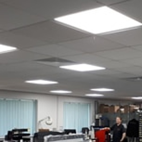 Production-LED-Panels-100Lm_w